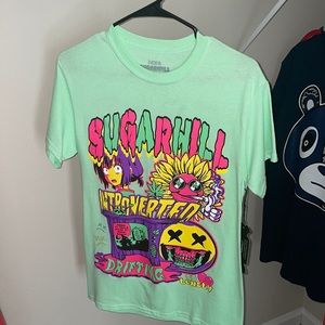 Never wear before if you like to smoke or dress it's for u